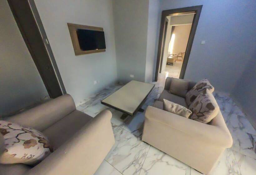 سوئیت پرزیدنت, Maxbe Continental