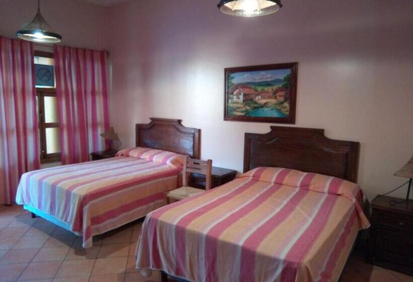 デラックスルーム, Plaza Del Sol