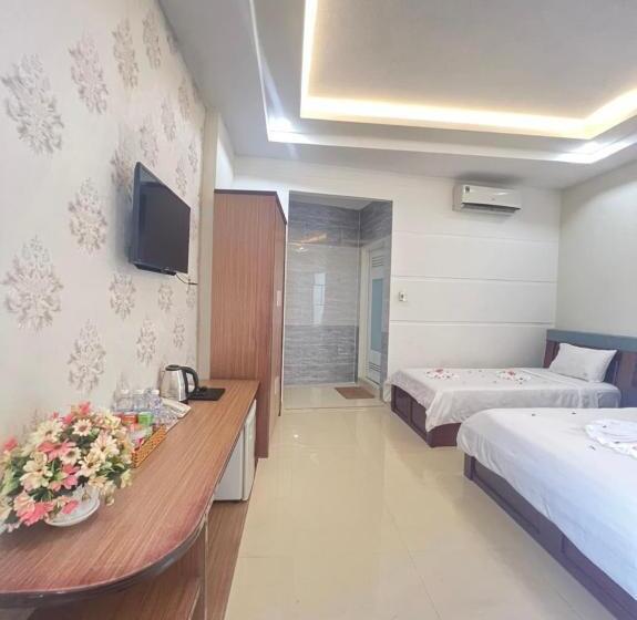اتاق استاندارد سه نفره, Vạn Lộc