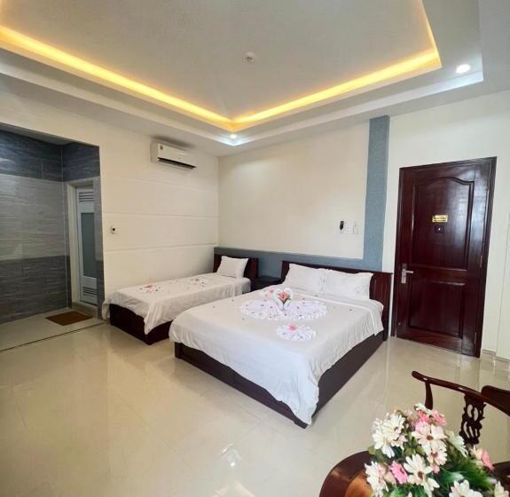 اتاق استاندارد سه نفره, Vạn Lộc
