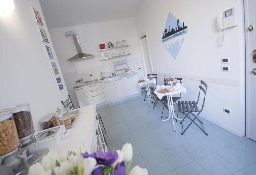 اتاق استاندارد با سرویس بهداشتی مشترک, Bergamo Sottosopra