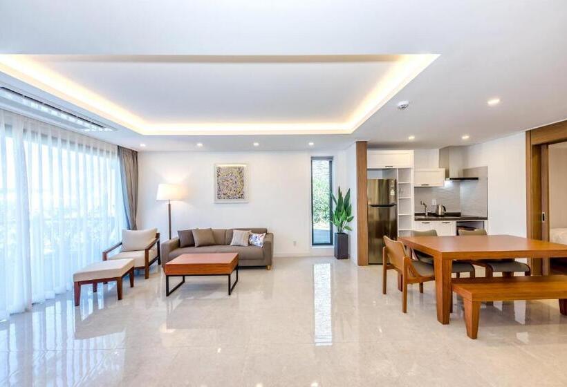 חדר משפחתי דלוקס, Arts Spa&poolvilla