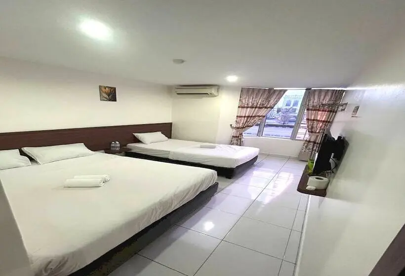 Superior Suite, Dns