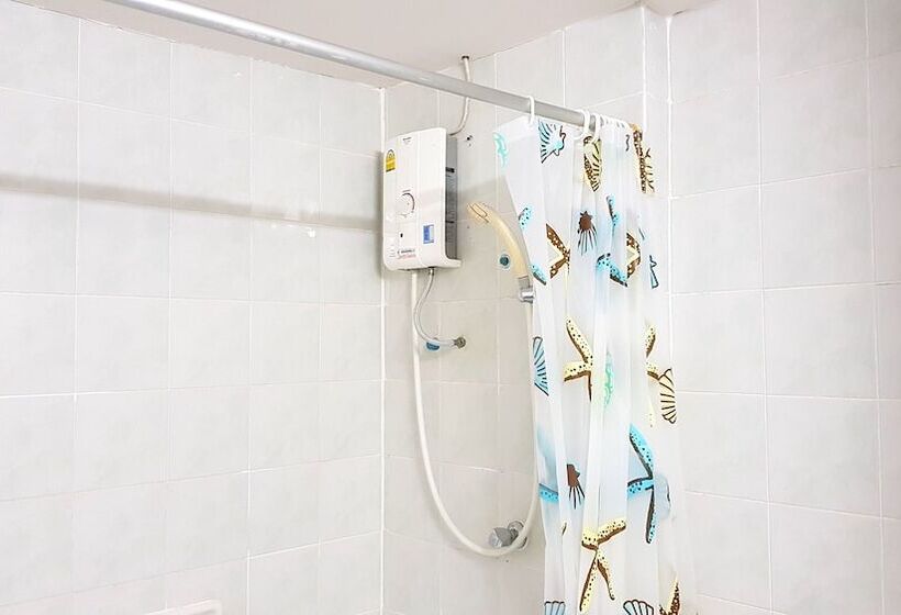 스탠다드 룸, Wiangwalee