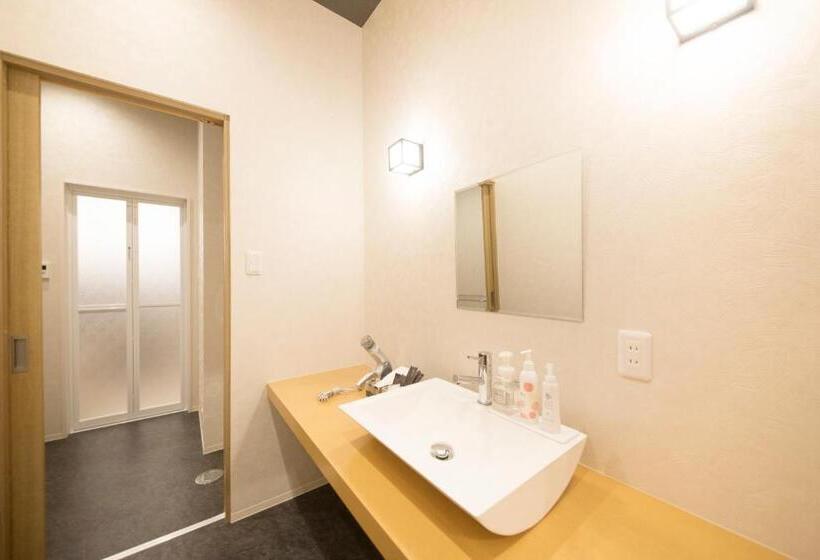 Quarto Familiar, Yutorelo Beppu