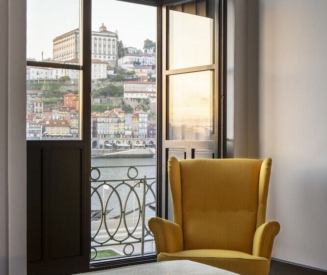 اتاق سوپریور با چشمانداز رودخانه, The House Of Sandeman