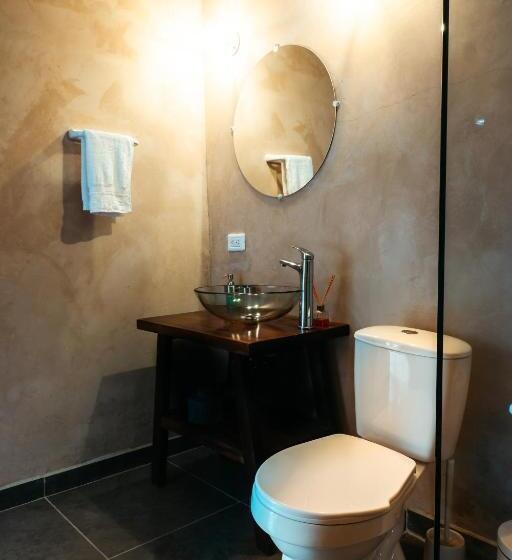 标准平房, Casa Del Pavo Real Boutique