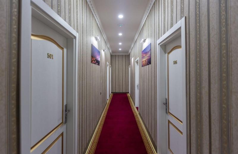 家庭间, Aston Inn Tasikmalaya