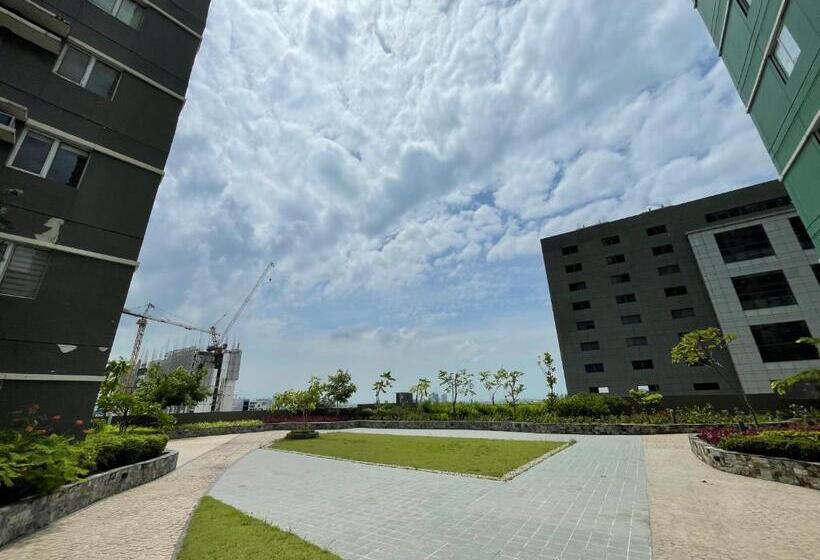 استودیو استاندارد با چشم‌انداز, It Park Cebu City