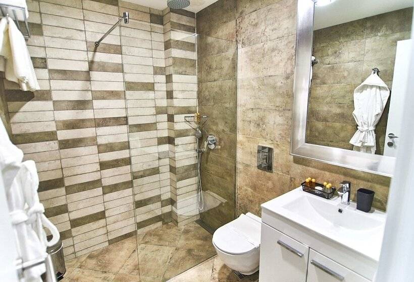 اتاق لوکس, Perla Residence Hotel & Spa