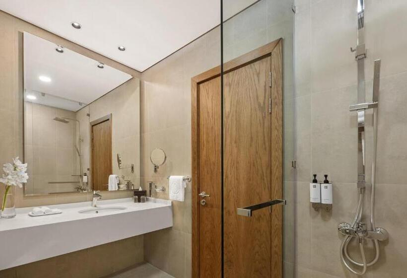 스탠다드 룸 더블 침대, Beach Bay Hotel Mirfa