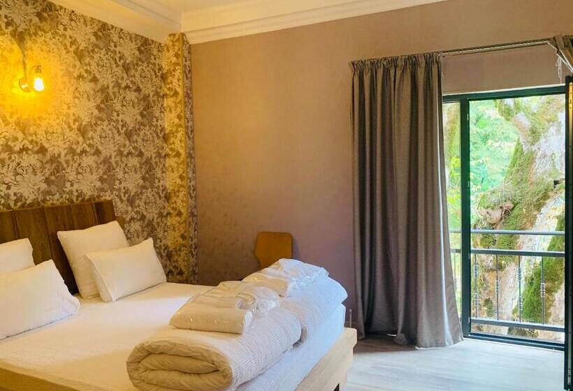 اتاق خانوادگی, Wald Hotel Lagodekhi Rooms