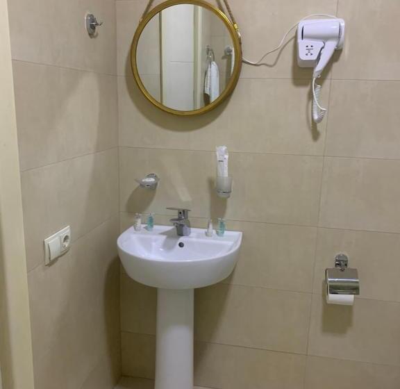 اتاق خانوادگی, Wald Hotel Lagodekhi Rooms