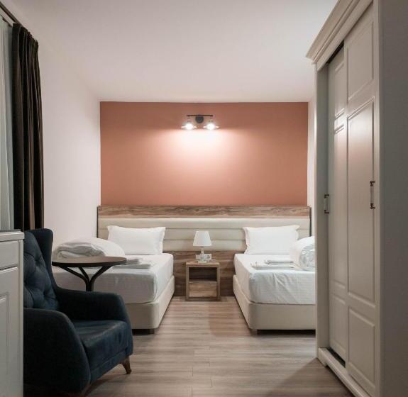 اتاق سوپریور سه تخته, Wald Hotel Lagodekhi Rooms