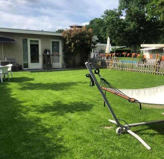Номер Deluxe, B&b Maison Saint Tropez Eindhoven