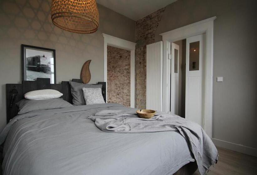 수피리어 룸, Het Spoorhuis Uithoorn