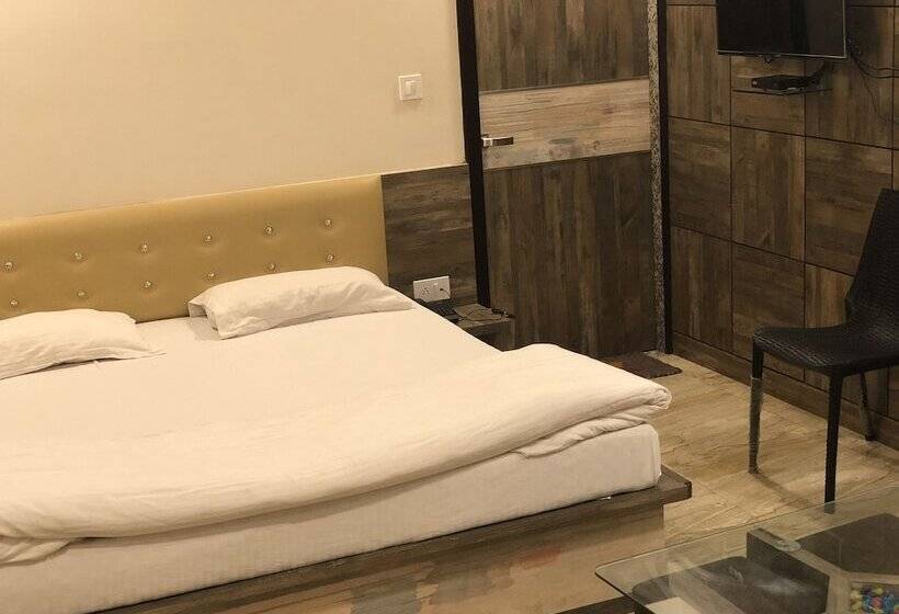 Standard Room, Bani Hashim