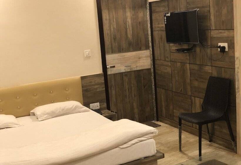 Standard Room, Bani Hashim