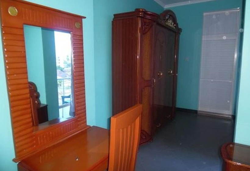 سوییت اجرایی, Bl Airport