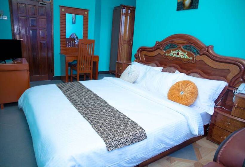 اتاق لوکس, Bl Airport