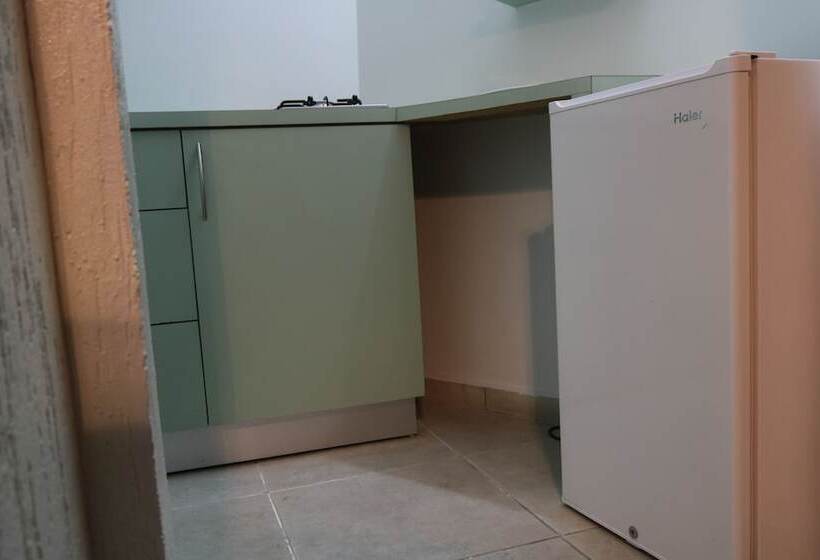 اتاق لوکس, Freeman Hôtel