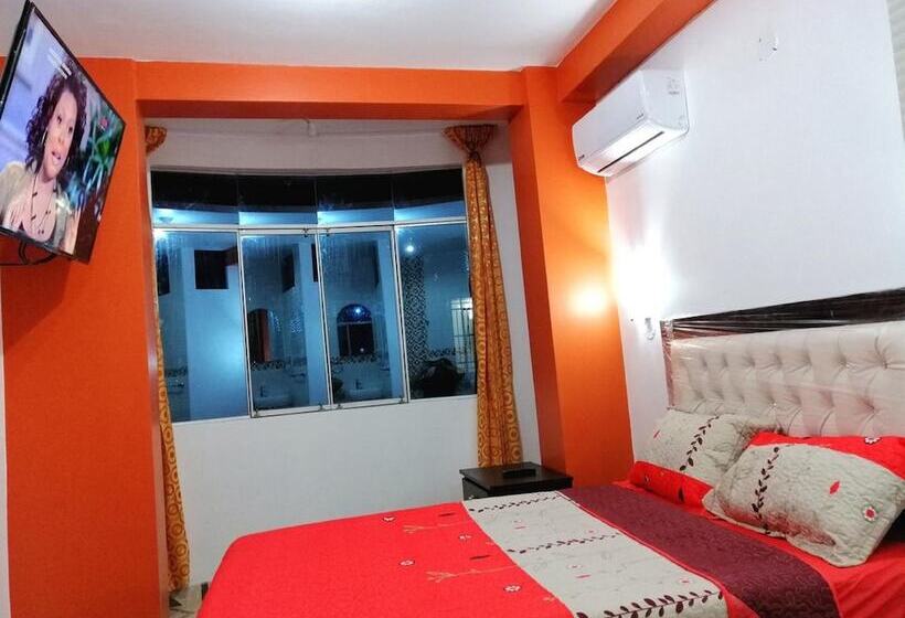 Номер Deluxe, Hospedaje Central Piura