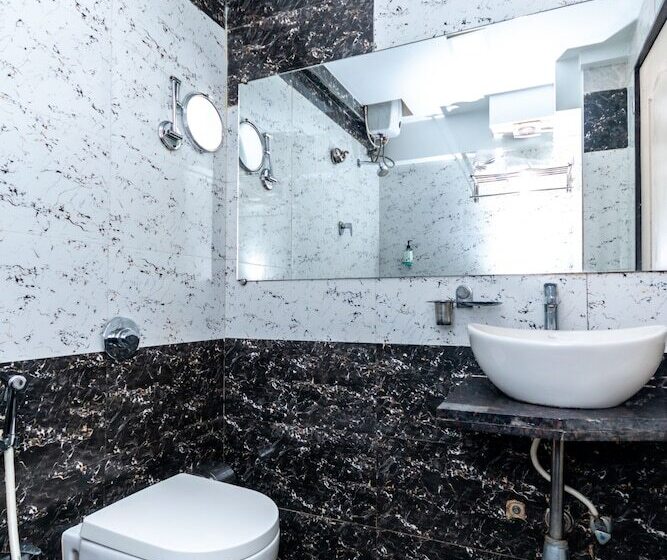 חדר דלוקס, Treebo Laaiba Residency