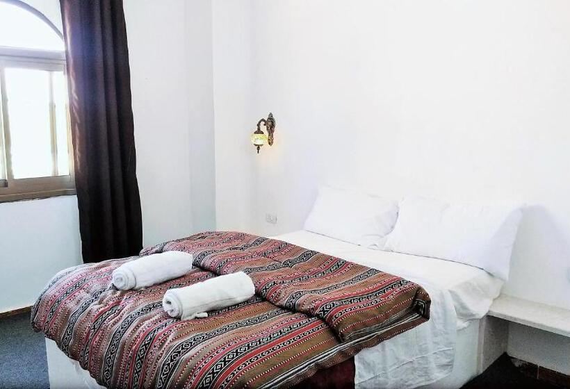 Standard room with outdoor bath, Petra Bedouin Bed And Breakfast