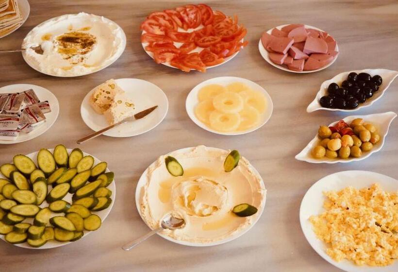 Standard room with outdoor bath, Petra Bedouin Bed And Breakfast