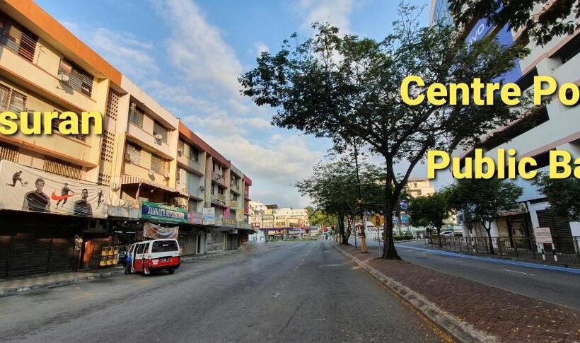 공동 객실, Escape Backpackers Kk