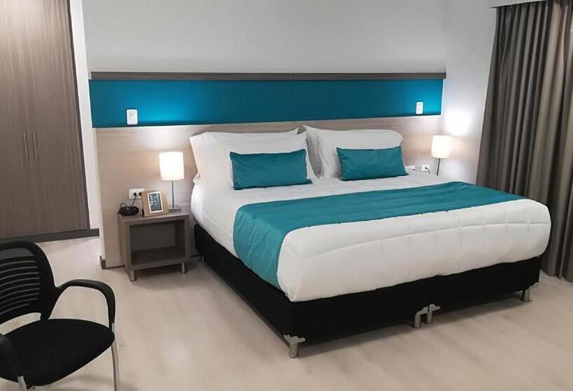 标准间, Nivari Duitama