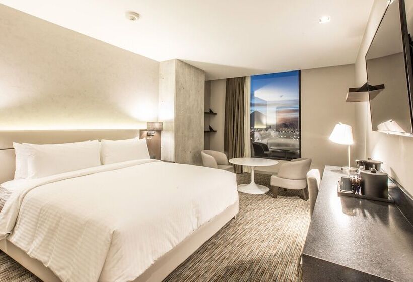 اتاق کلاسیک با تخت دوبل, Four Points By Sheraton Puebla