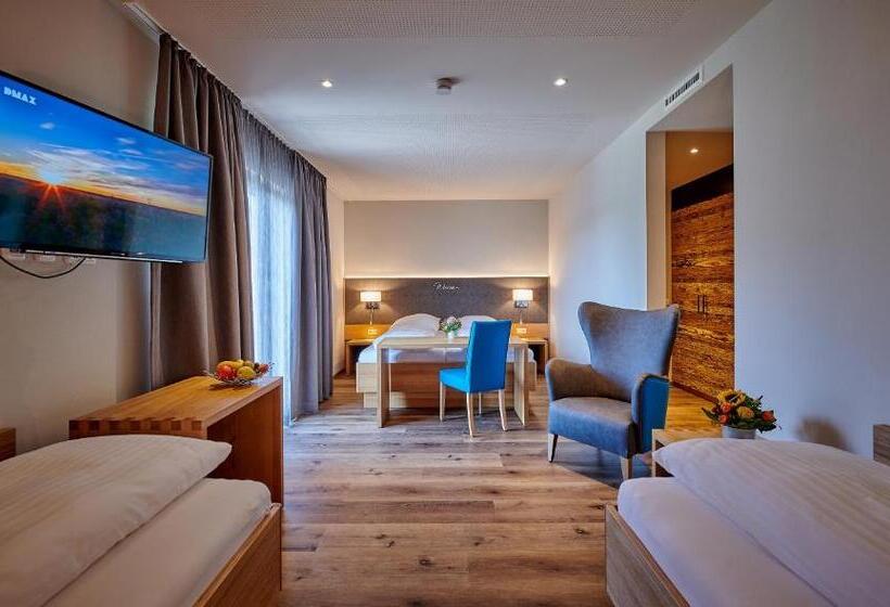 Perhehuone, Landgasthof Wurm