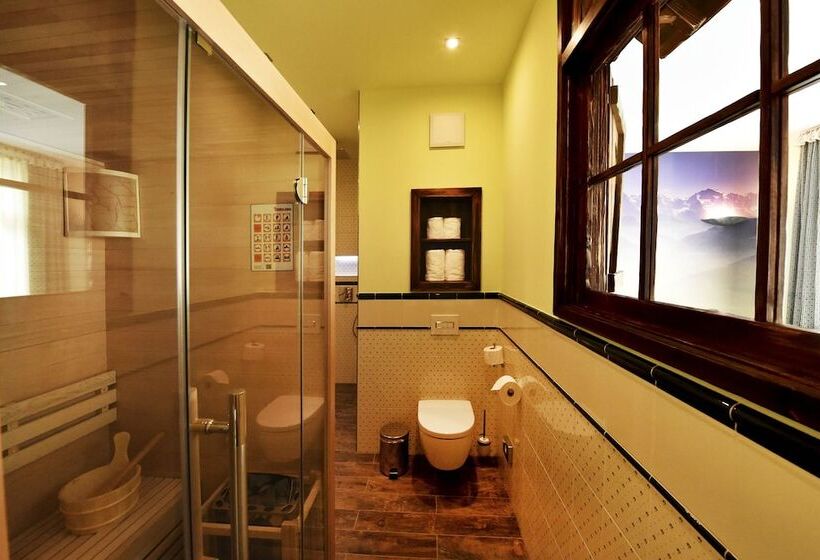 디럭스 룸, Moments Boutique