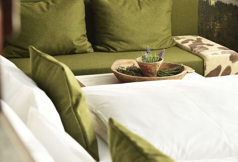 디럭스 룸, Moments Boutique