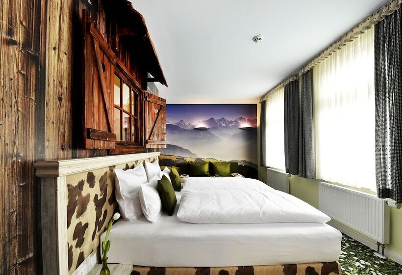 디럭스 룸, Moments Boutique