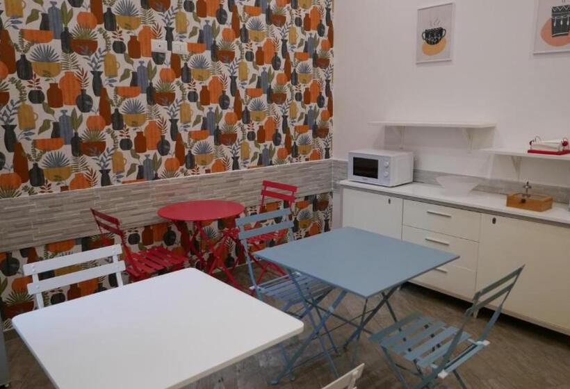 اتاق کلاسیک, B&b Da Ary Colorful Rooms