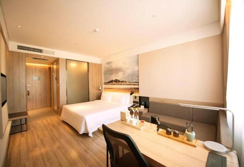 Номер Стандарт, Atour Hotel Yantai South Station Yingchun Street