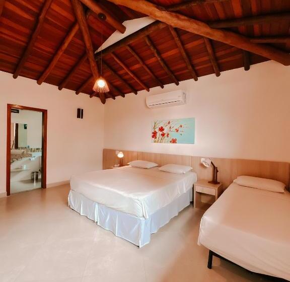 غرفة بريميوم رباعية, Abricó Beach