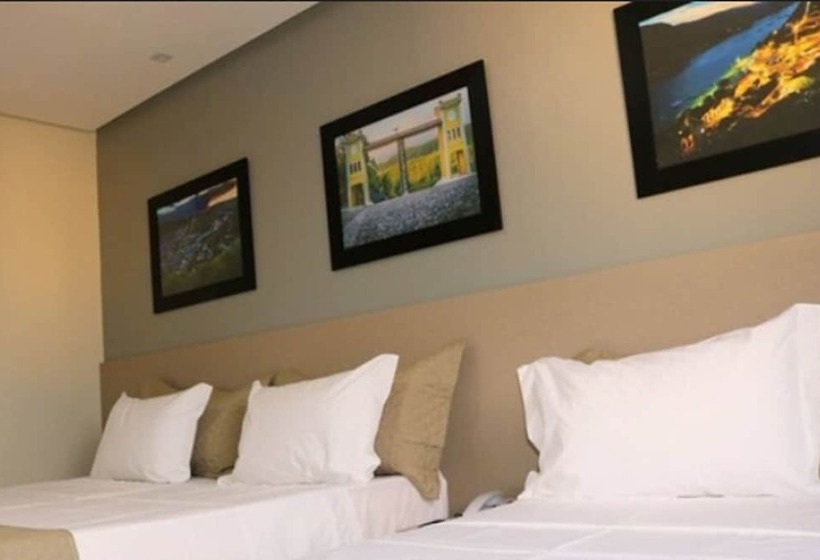 标准三人间, Dunen