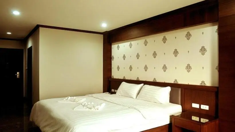 اتاق استاندارد با چشم‌انداز شهر, Green Hill Hotel Phayao