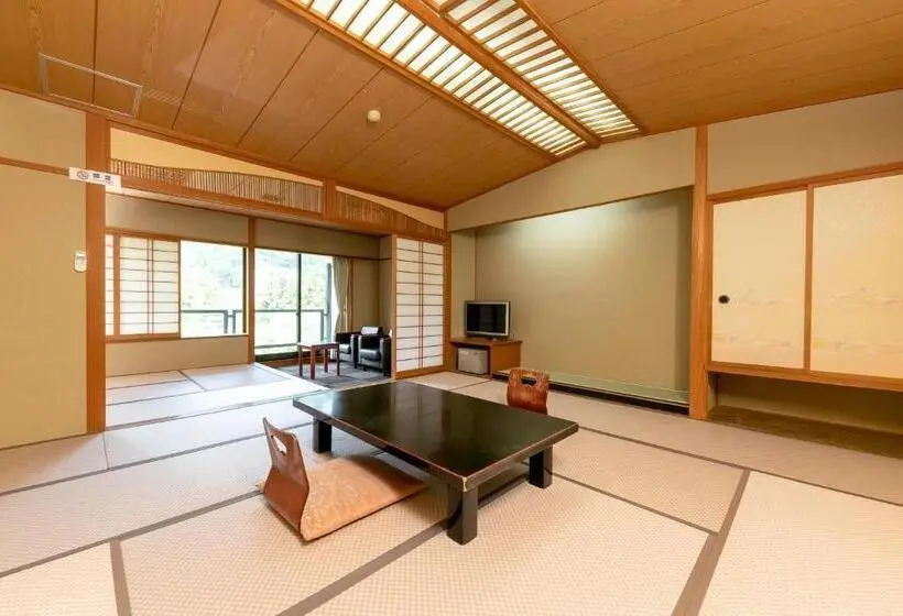 スーペリアファミリールーム, Itoen Hotel New Sakura
