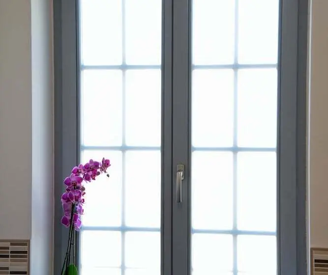 Standard Yhden Hengen Huone, Nuovo Albergo Operai