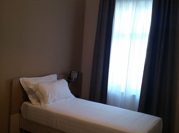 חדר סטנדרט יחיד, Nuovo Albergo Operai