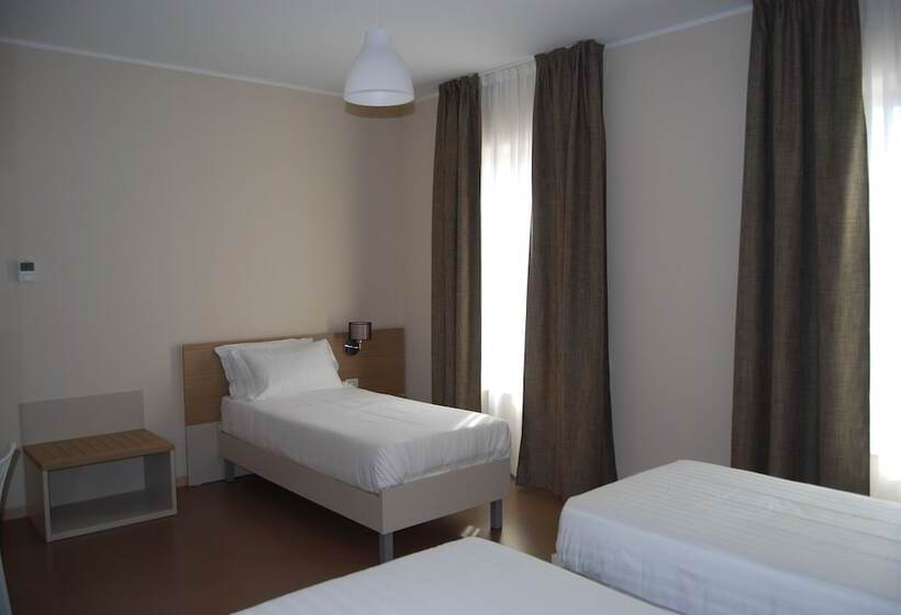 Chambre Triple Standard, Nuovo Albergo Operai