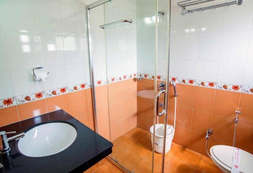 غرفة ديلوكس فردية, Ymca International House