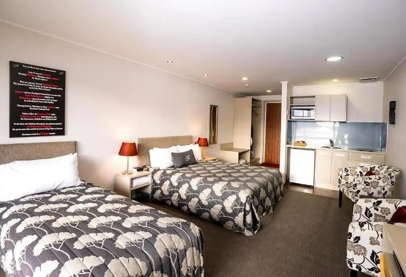 استودیوی لوکس, Marakura Deluxe Motel