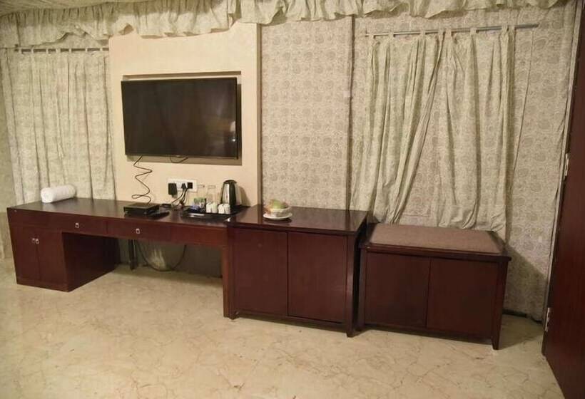 1ベッドルームハウス, Pride Hotel & Convention Centre Indore