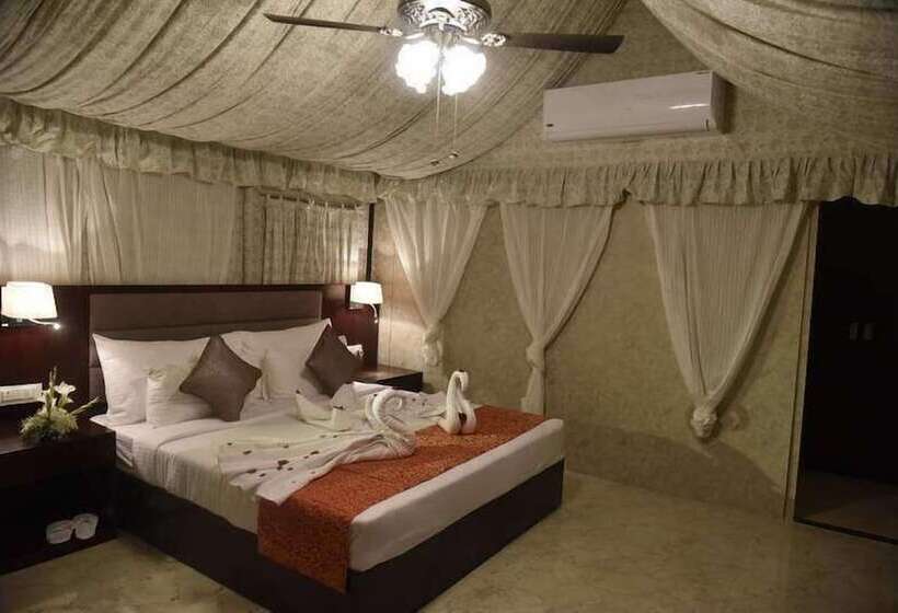 1ベッドルームハウス, Pride Hotel & Convention Centre Indore