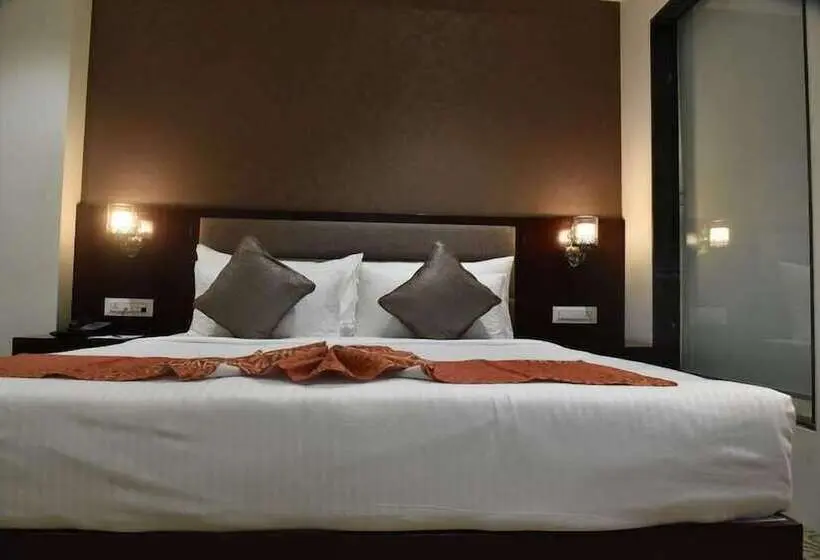 Chambre Deluxe, Pride Hotel & Convention Centre Indore